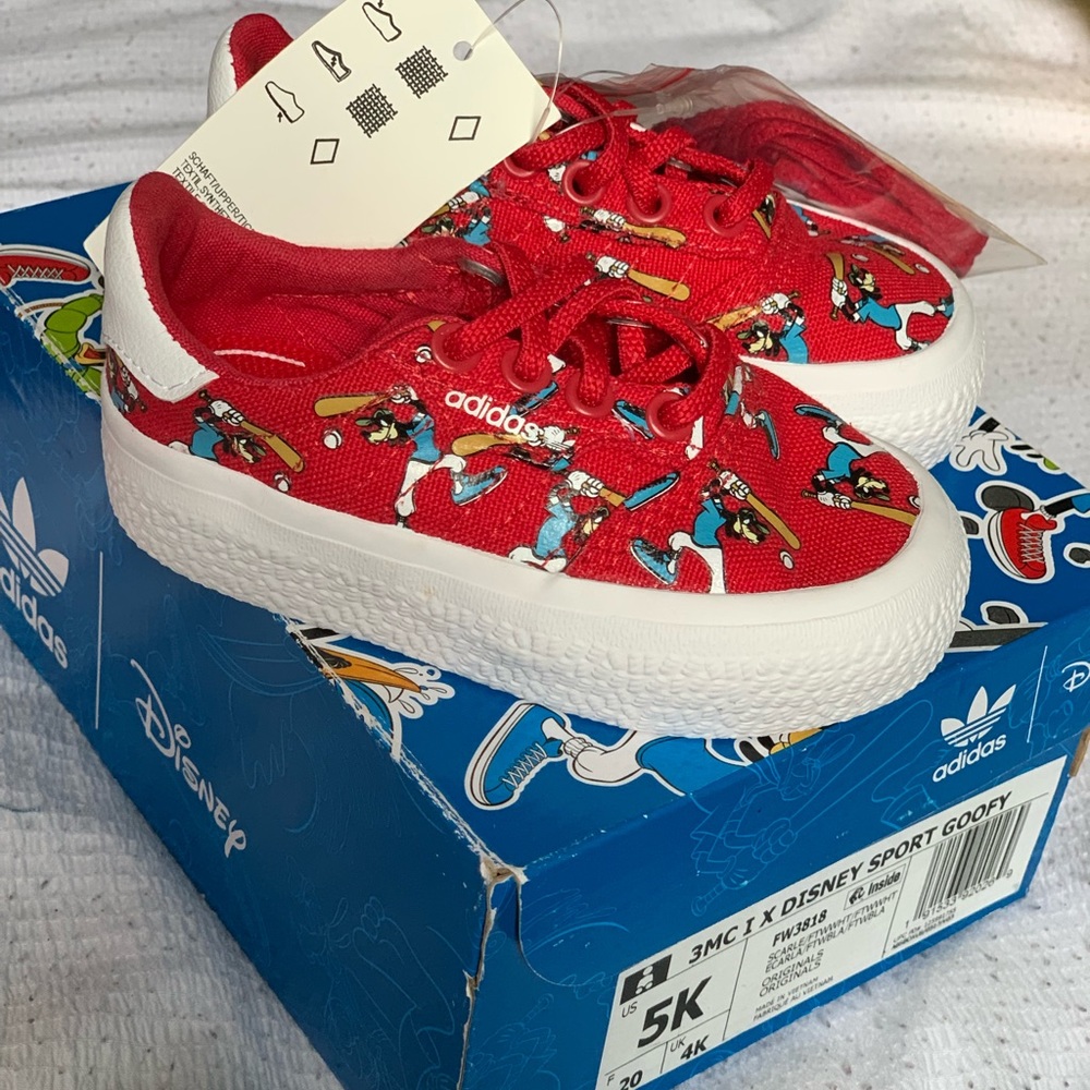 Disney Toddler Goofy Sneakers